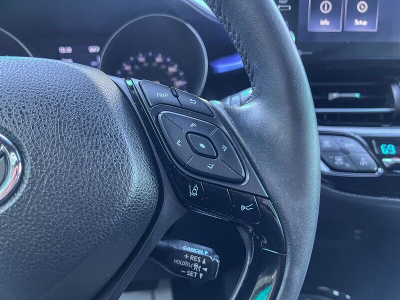2021 Toyota C-HR XLE Wilmington NC