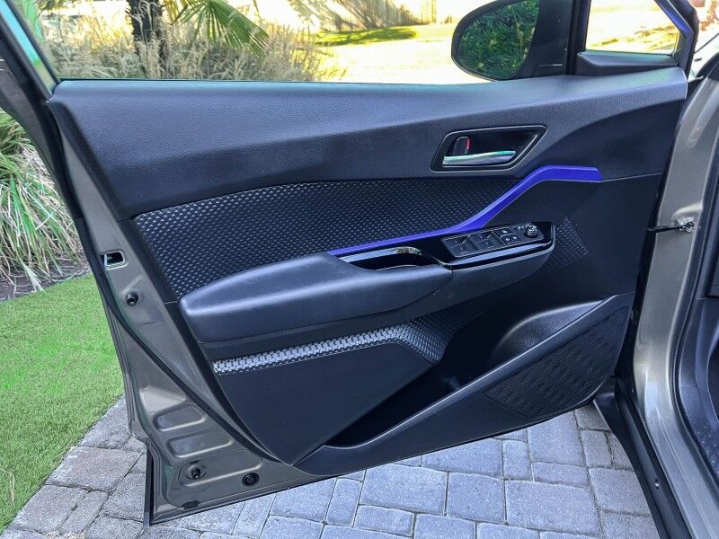2021 Toyota C-HR XLE Wilmington NC