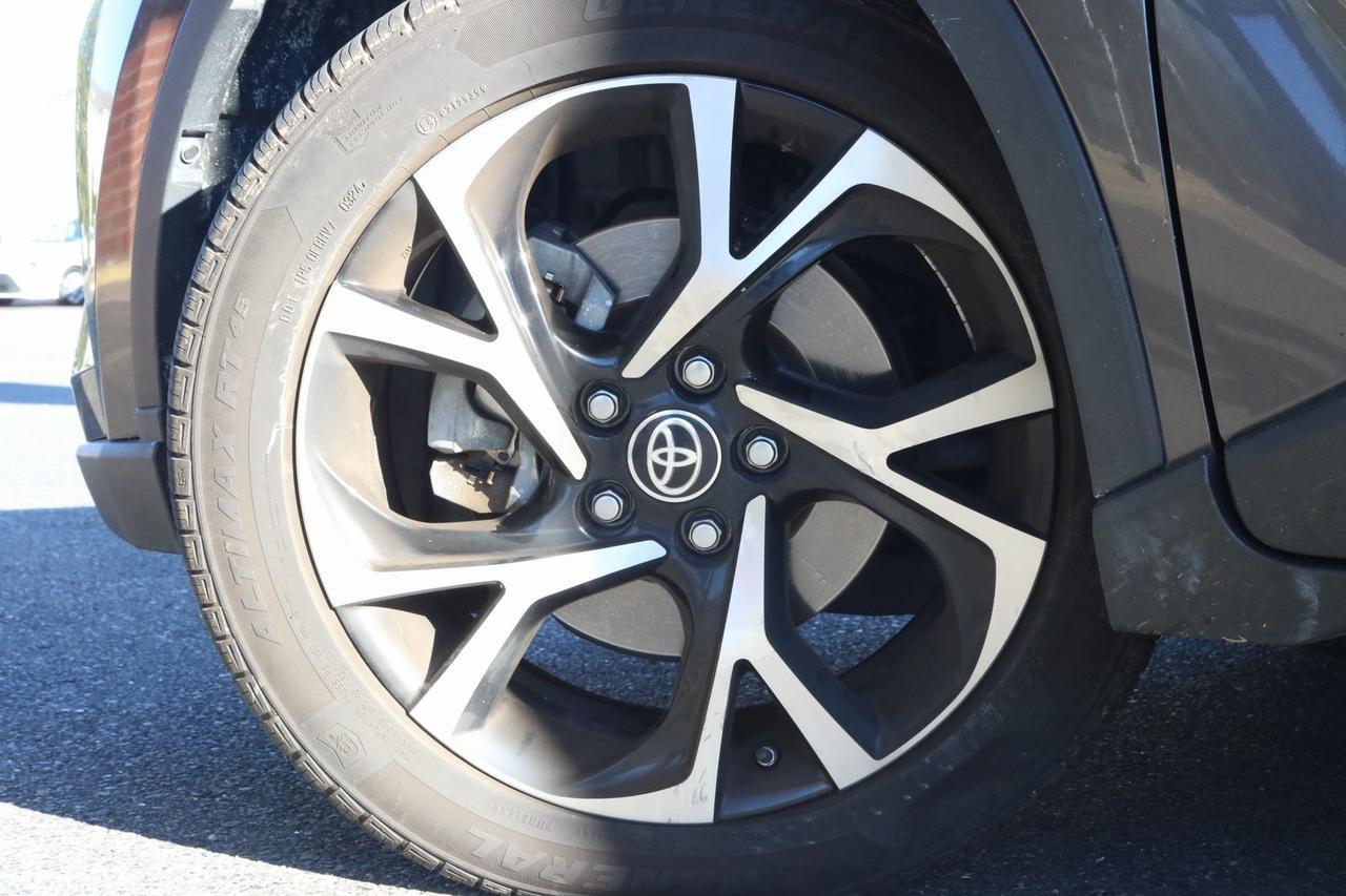 2021 Toyota C-HR XLE Fredericksburg VA