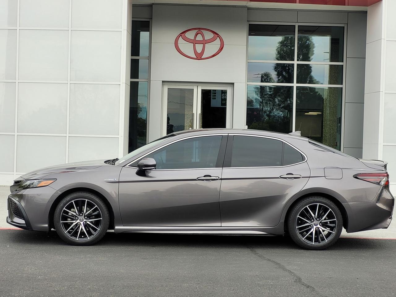 2021 Toyota CAMRY HYBRID SE Vacaville CA