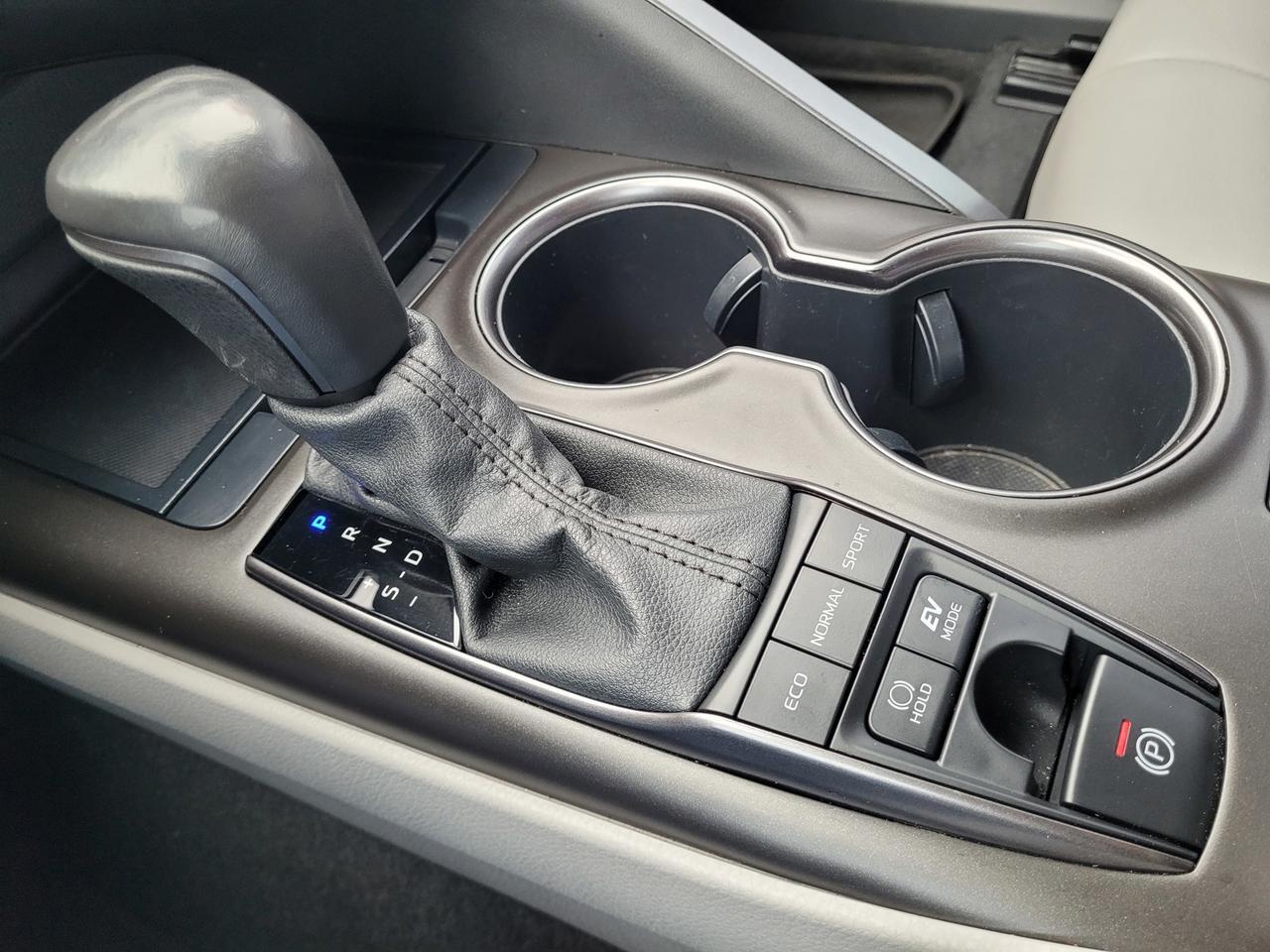 2021 Toyota CAMRY HYBRID SE Vacaville CA