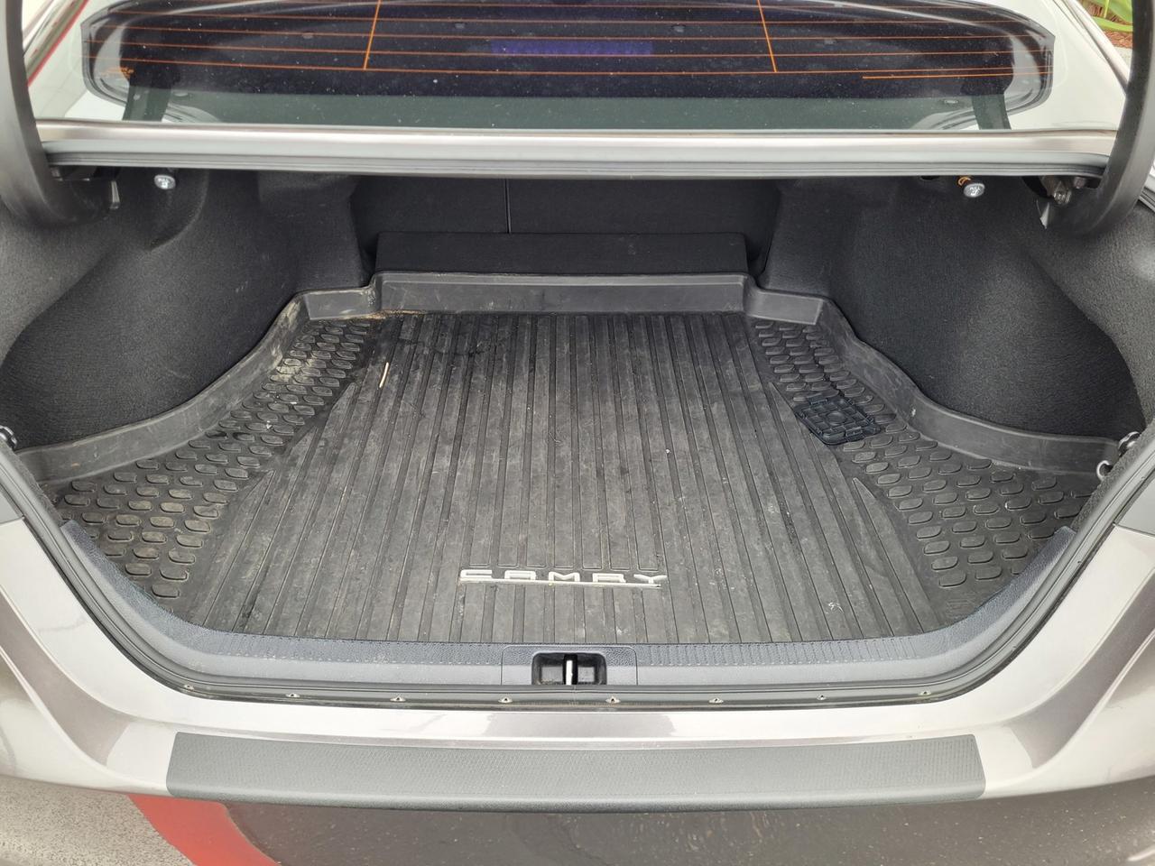 2021 Toyota CAMRY HYBRID SE Vacaville CA