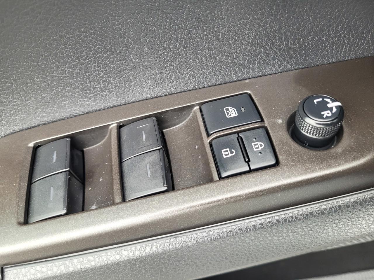 2021 Toyota CAMRY HYBRID SE Vacaville CA