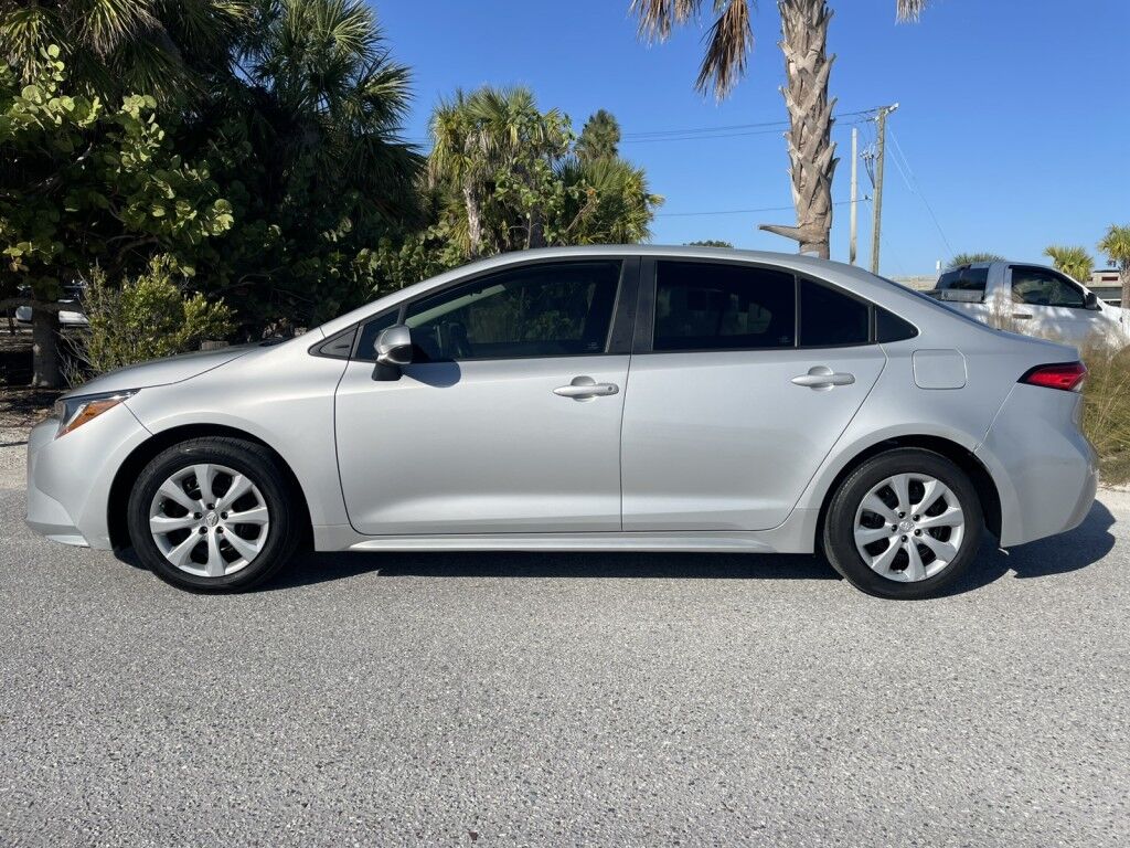 2021 Toyota COROLLA LE~LOW MILES~CLEAN CARFAX~REGULAR MAINTENANCES PERFORMED~ONLINE FINANCE AND SHIPPING AVAILABLE!!!!!