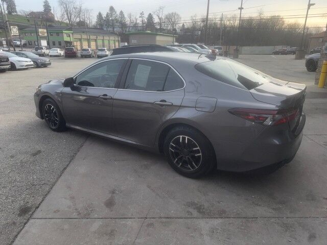 2021 Toyota Camry Hybrid LE
