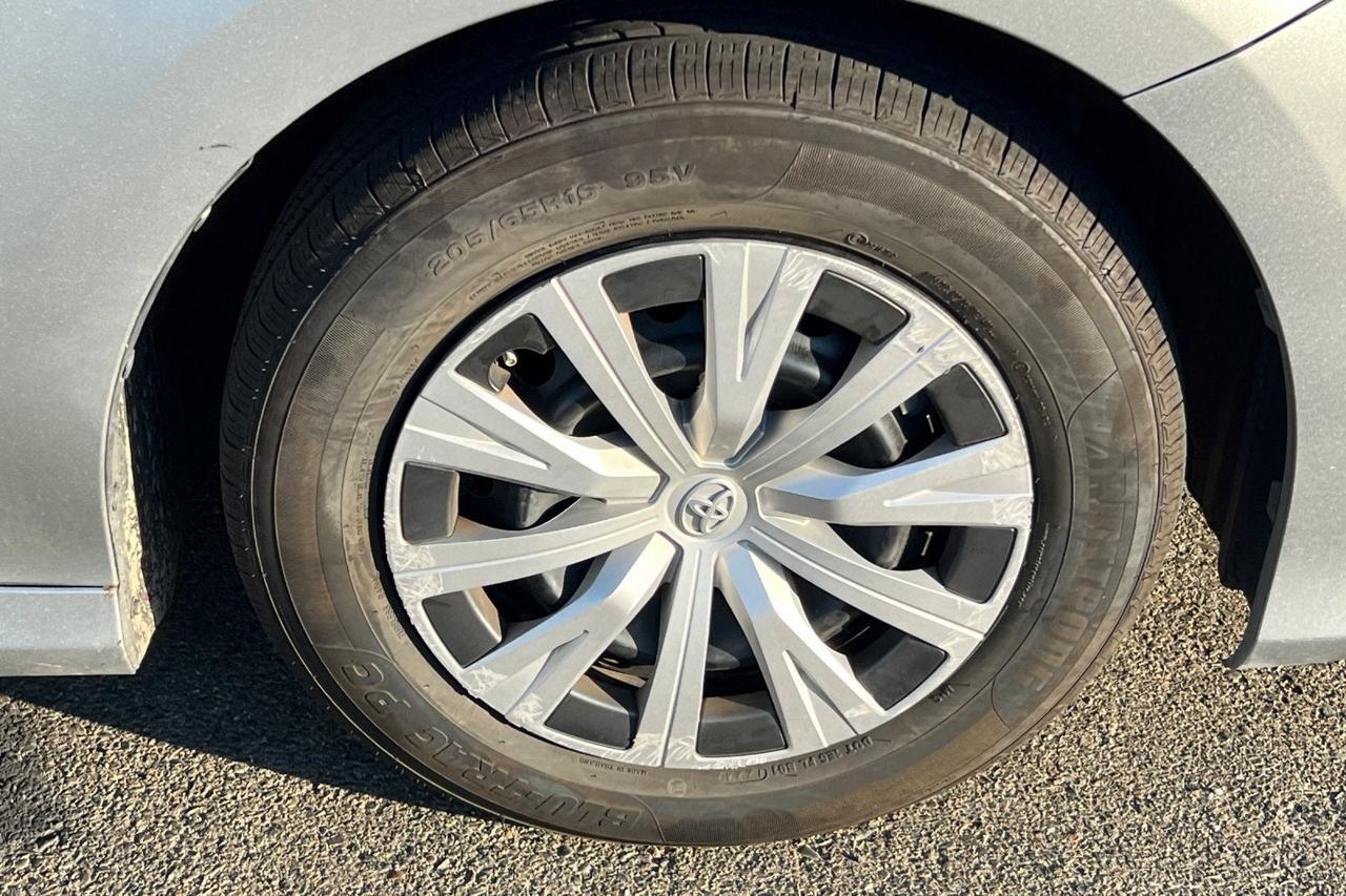 2021 Toyota Camry Hybrid LE Roseville CA