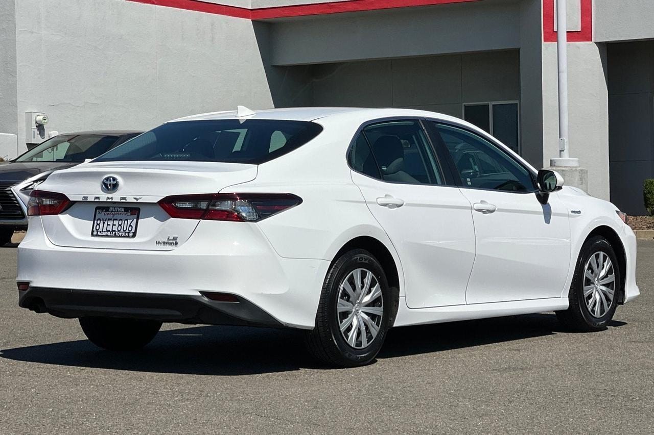 2021 Toyota Camry Hybrid LE