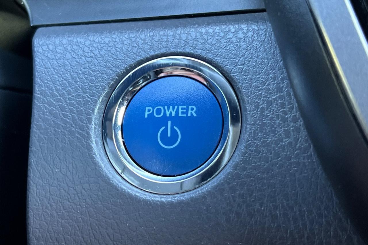 2021 Toyota Camry Hybrid LE Roseville CA