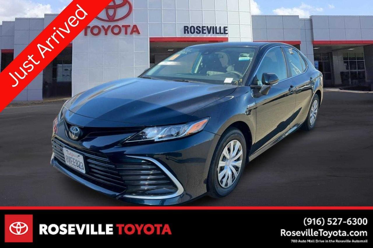2021 Toyota Camry Hybrid LE