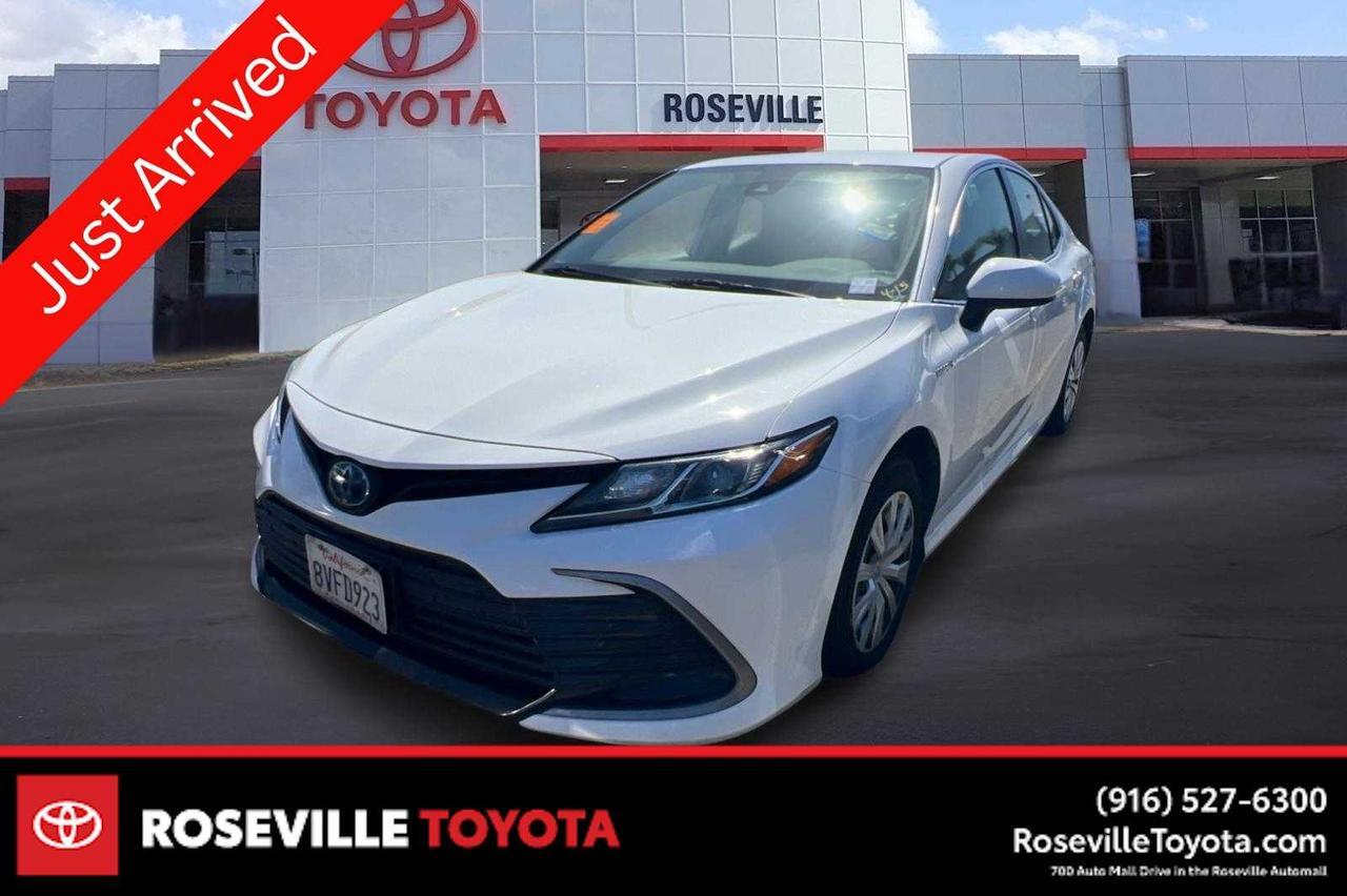 2021 Toyota Camry Hybrid LE