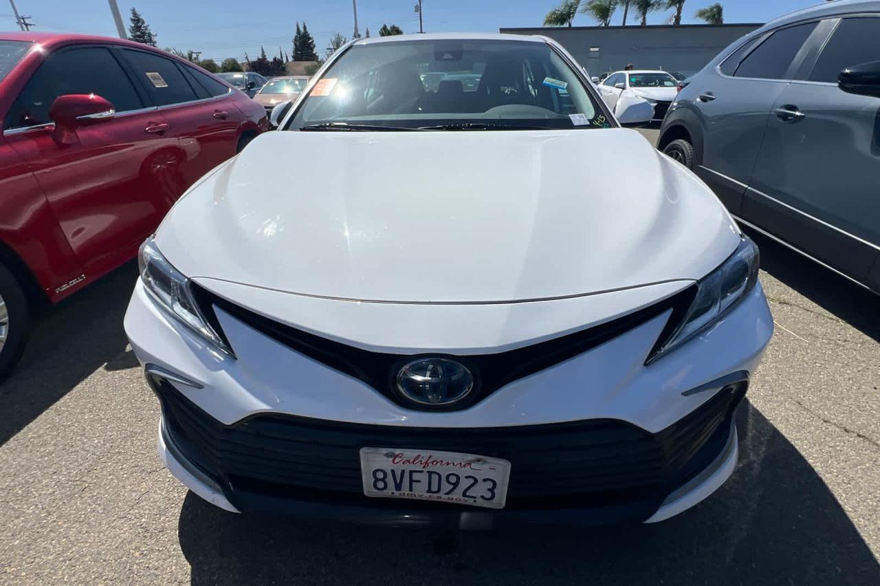 2021 Toyota Camry Hybrid LE