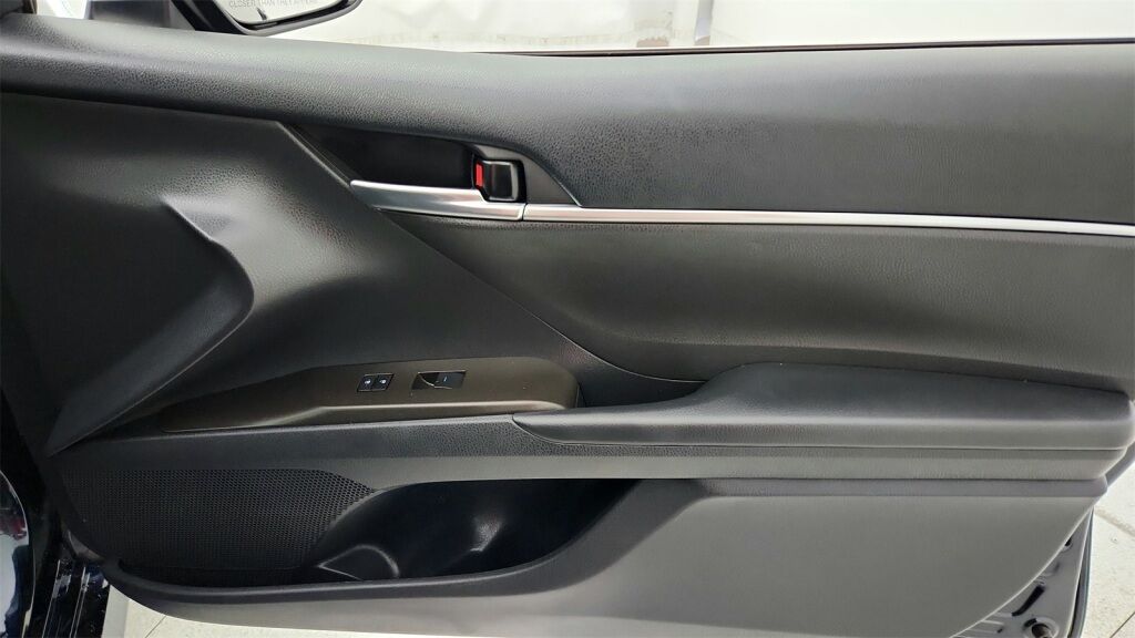 2021 Toyota Camry Hybrid LE Laurel MD
