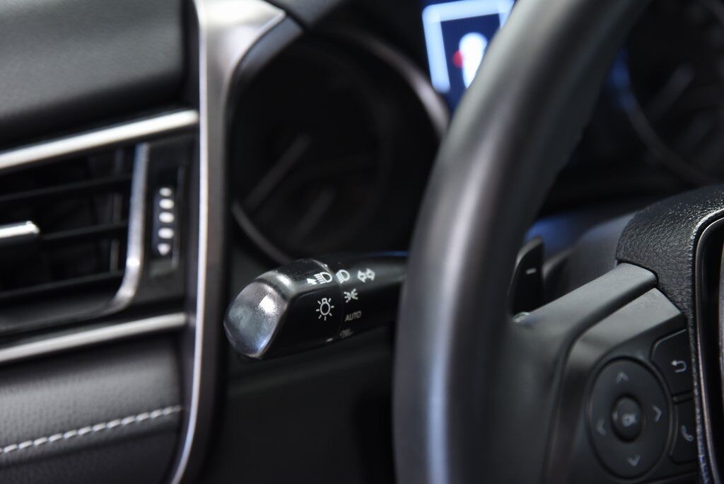 2021 Toyota Camry Hybrid SE Akron