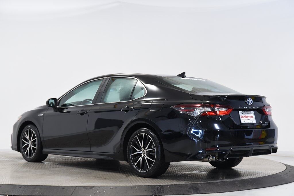 2021 Toyota Camry Hybrid SE Akron