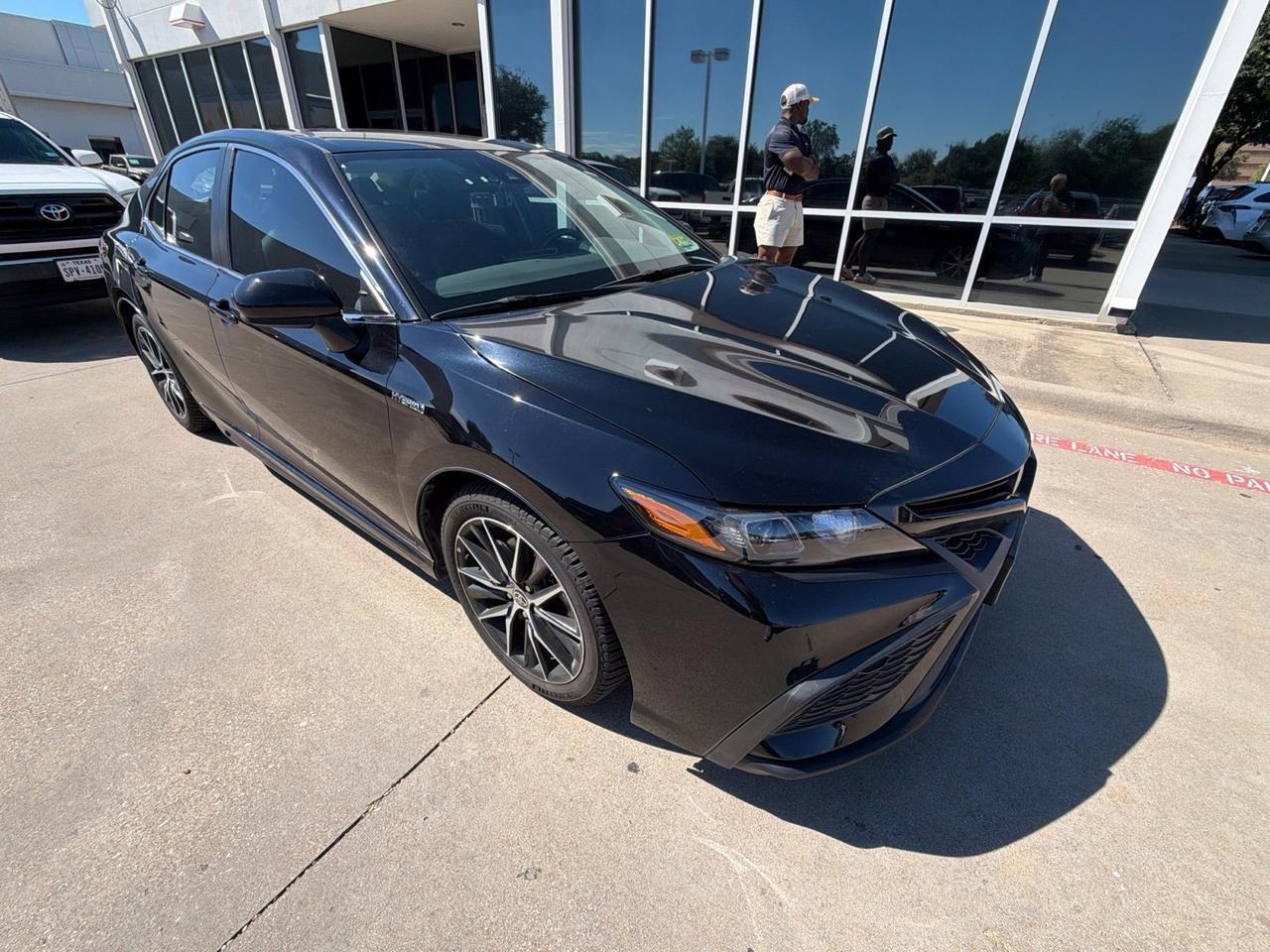 2021 Toyota Camry Hybrid SE Hurst TX