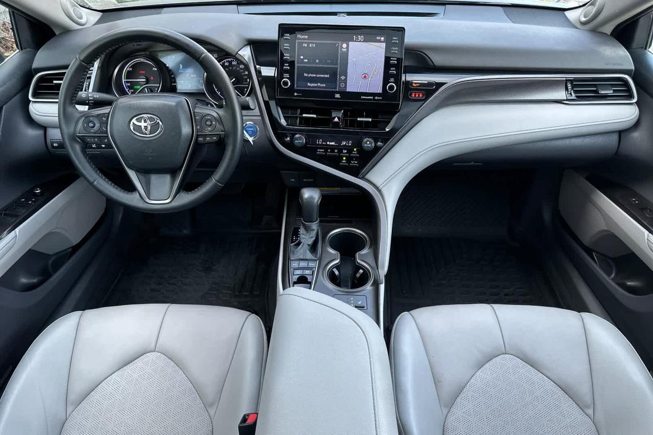 2021 Toyota Camry Hybrid XSE