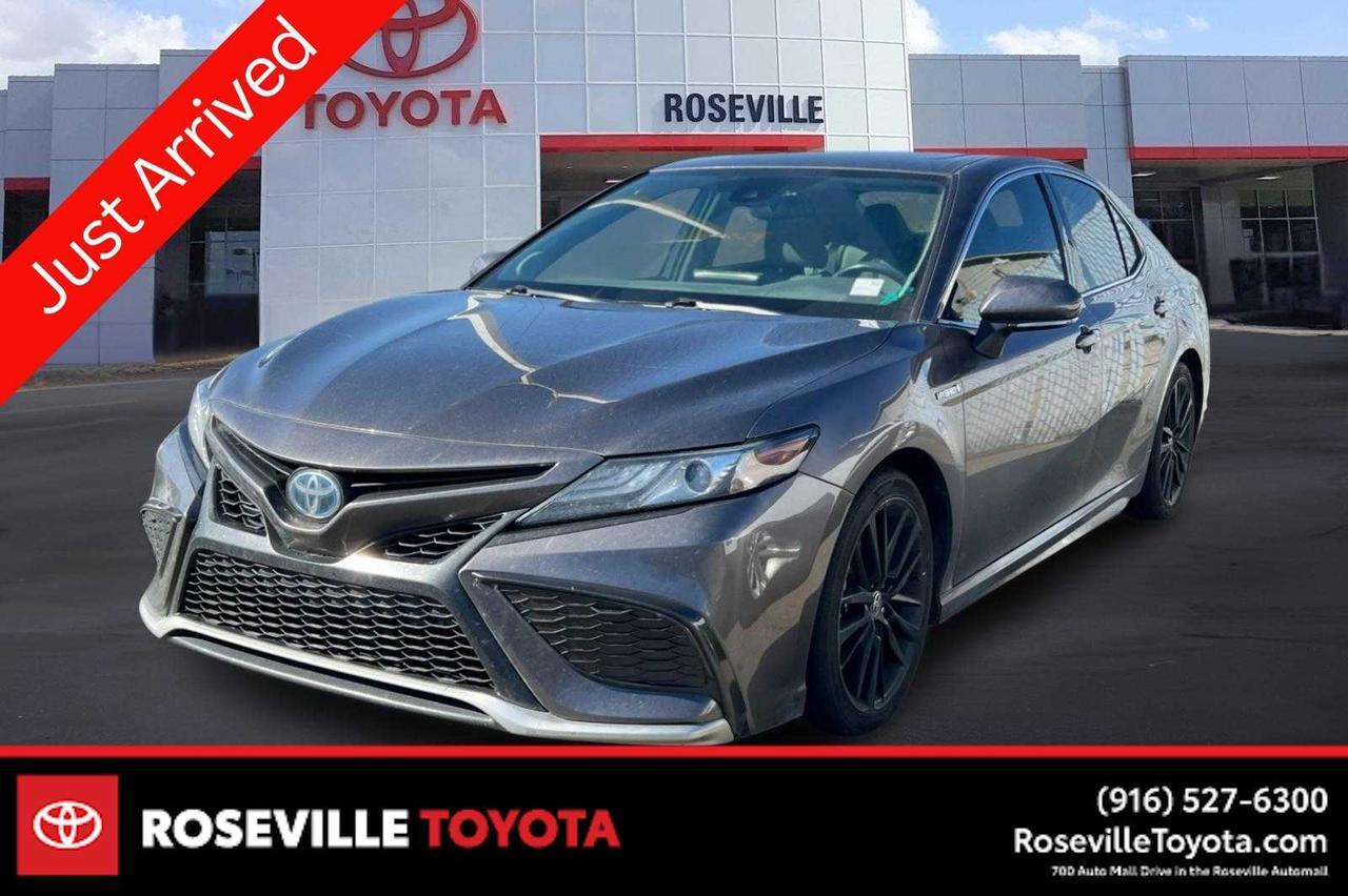 2021 Toyota Camry Hybrid XSE