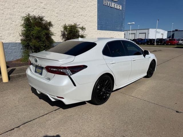 2021 Toyota Camry Hybrid XSE