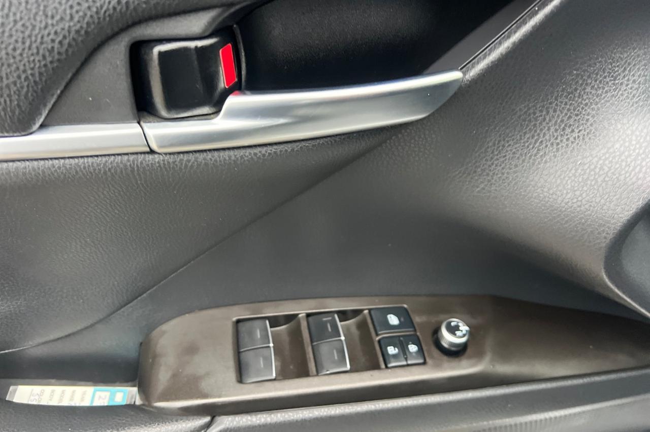 2021 Toyota Camry Hybrid XSE Ontario OR