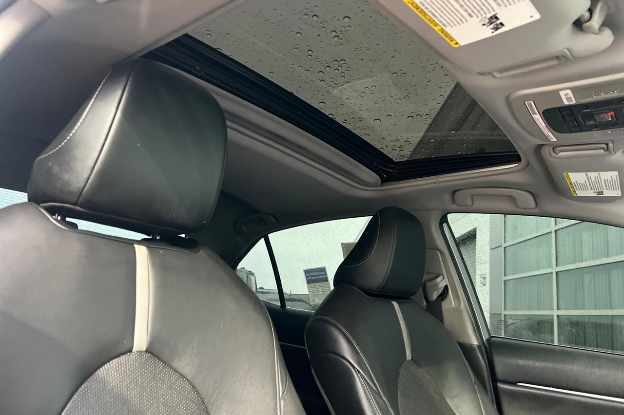 2021 Toyota Camry Hybrid XSE Ontario OR