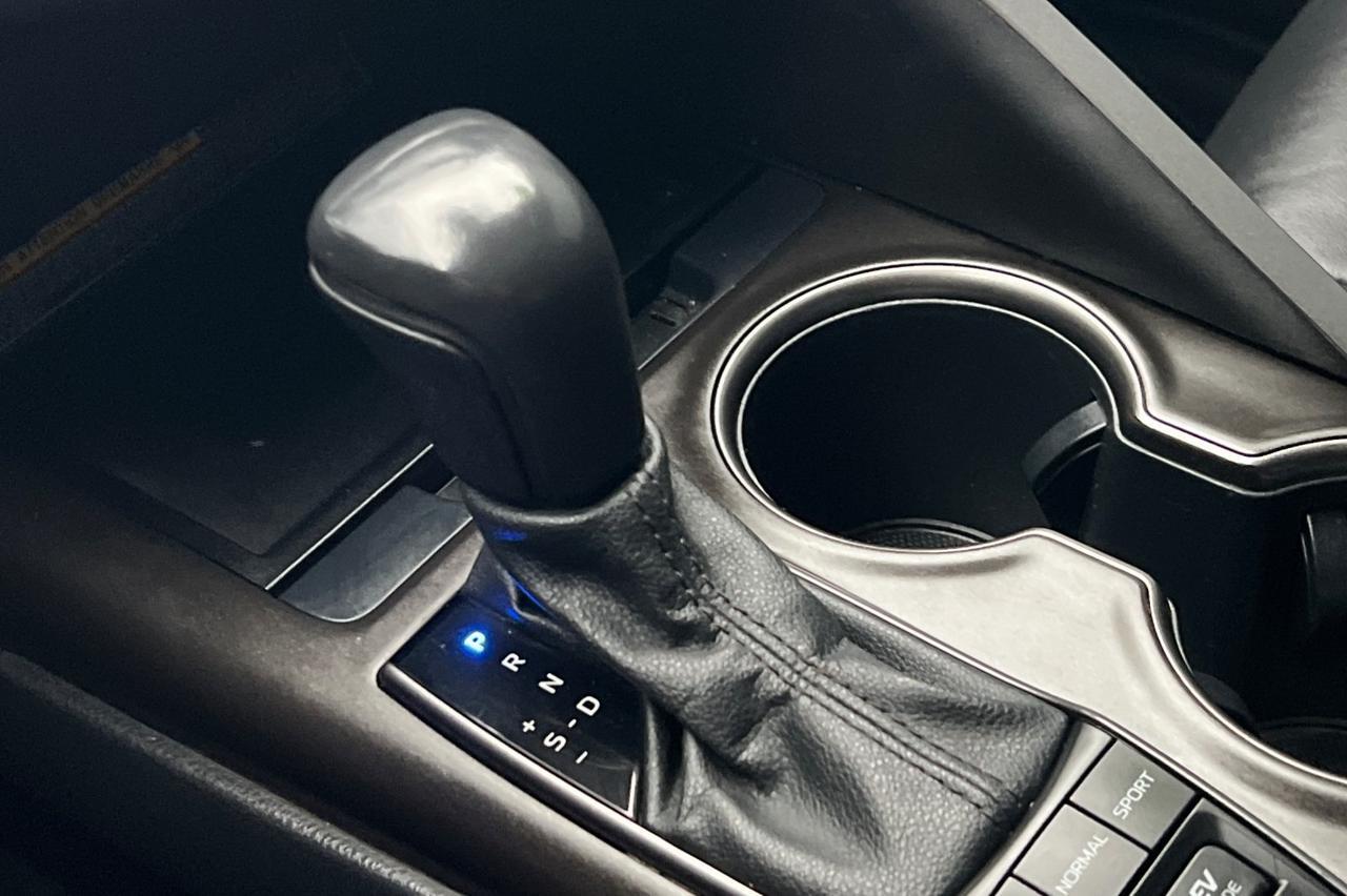 2021 Toyota Camry Hybrid XSE Ontario OR