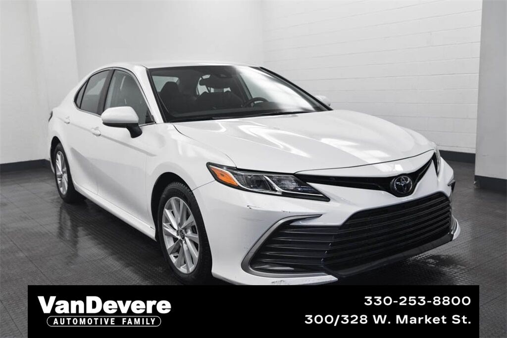 2021 Toyota Camry LE Akron OH