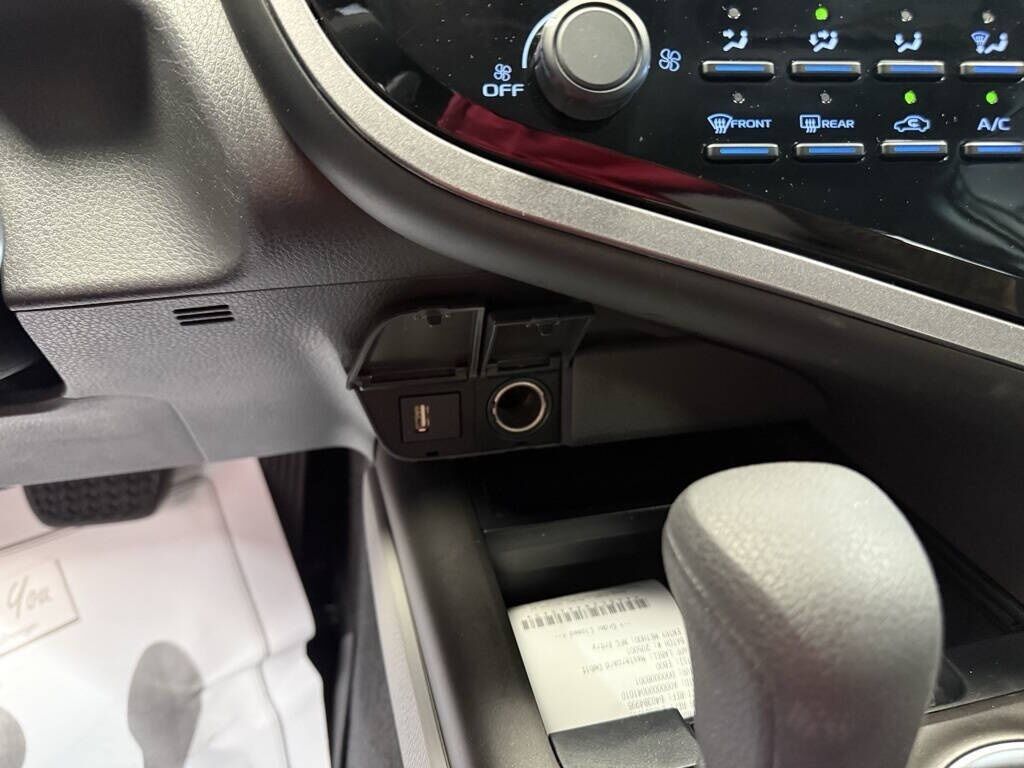 2021 Toyota Camry LE Royal Oak MI