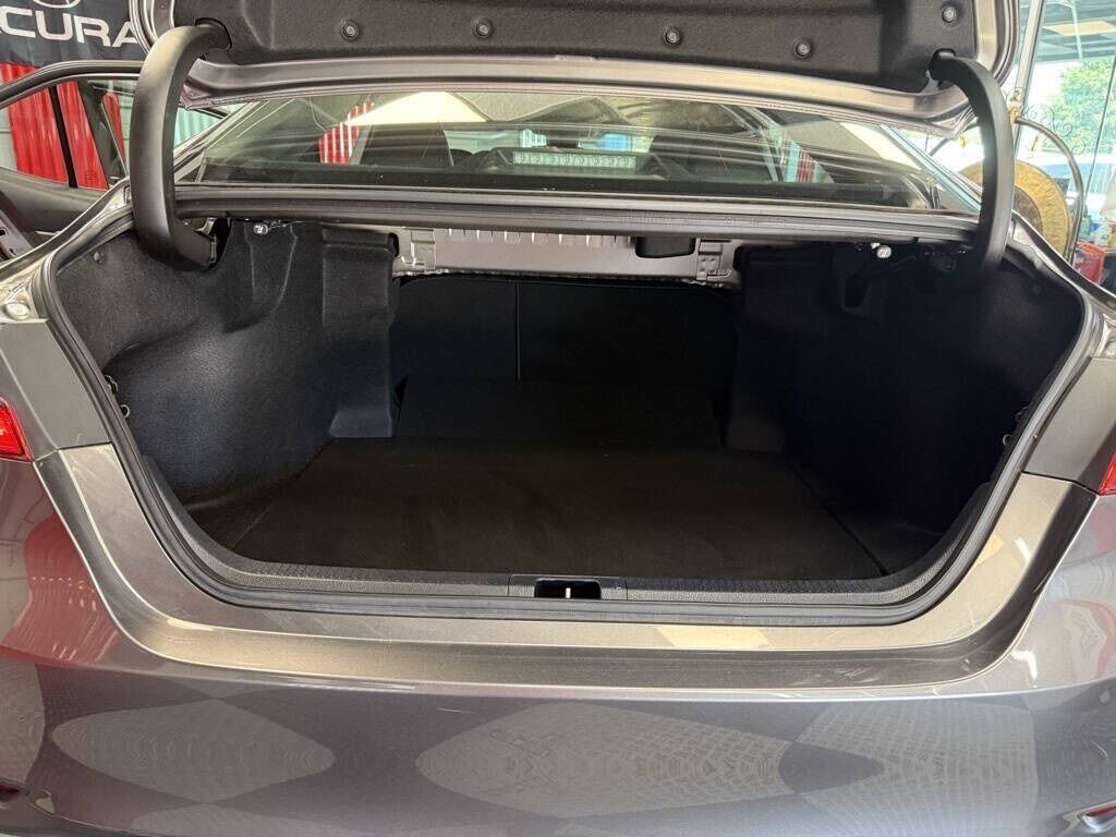2021 Toyota Camry LE Royal Oak MI