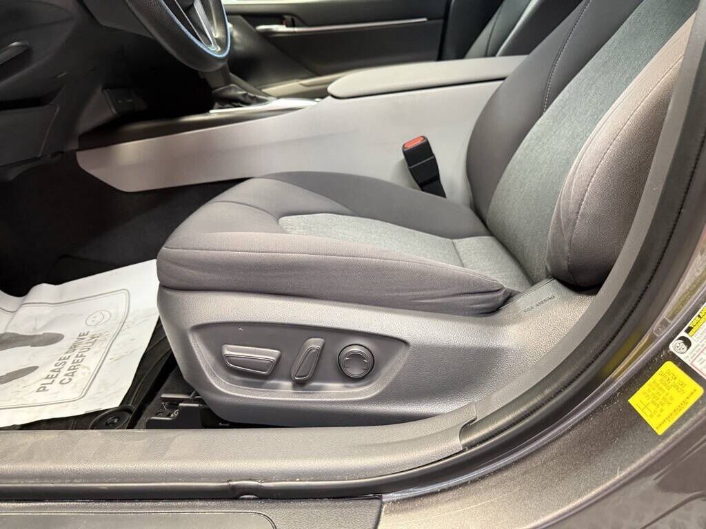 2021 Toyota Camry LE Royal Oak MI