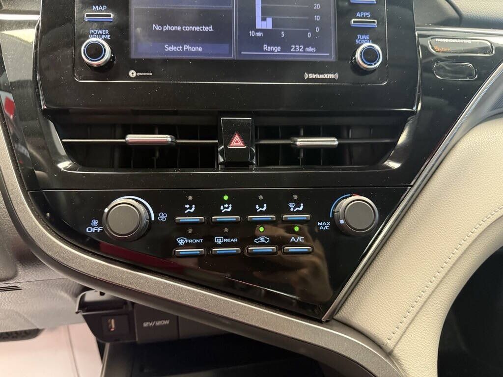 2021 Toyota Camry LE Royal Oak MI