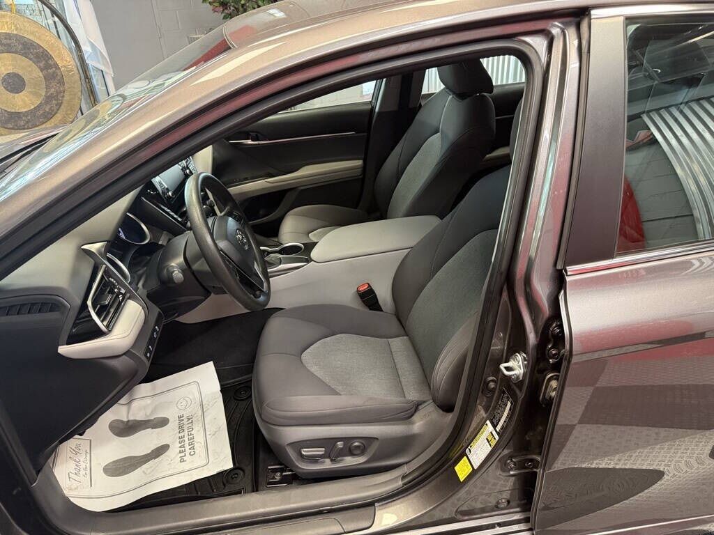 2021 Toyota Camry LE Royal Oak MI