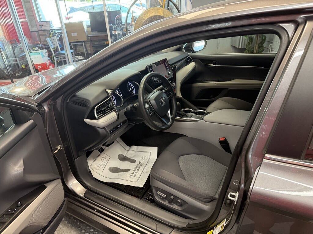 2021 Toyota Camry LE Royal Oak MI