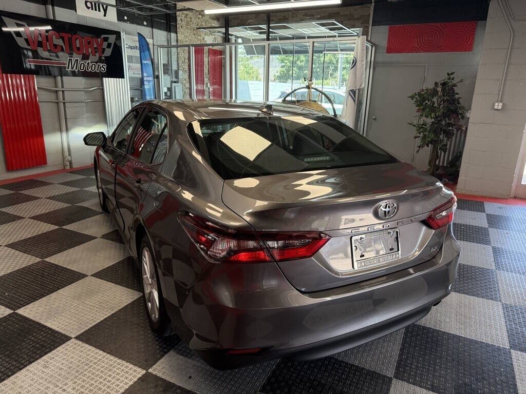 2021 Toyota Camry LE Royal Oak MI