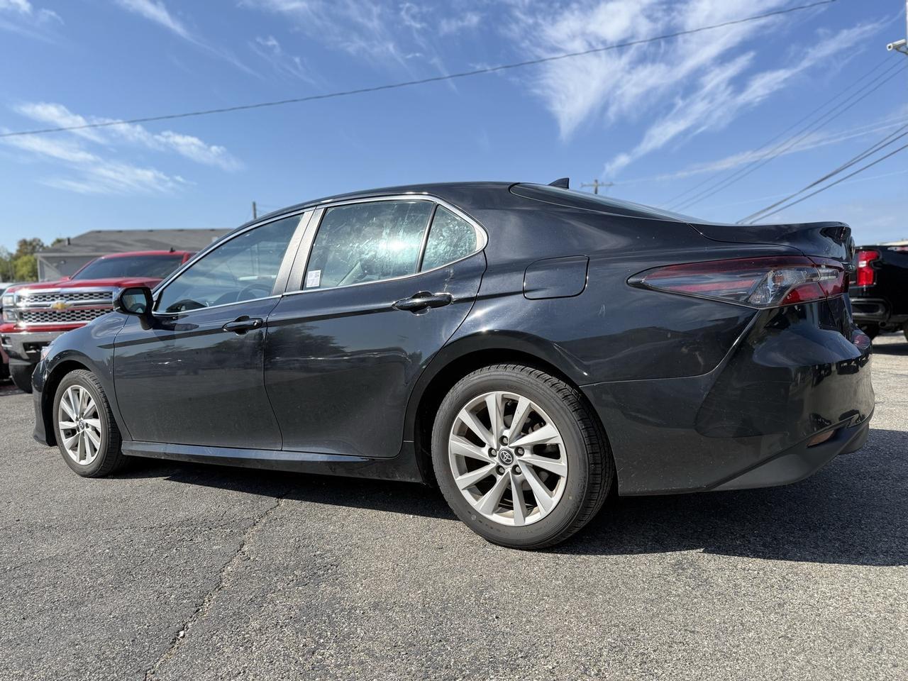 2021 Toyota Camry LE Crestwood KY
