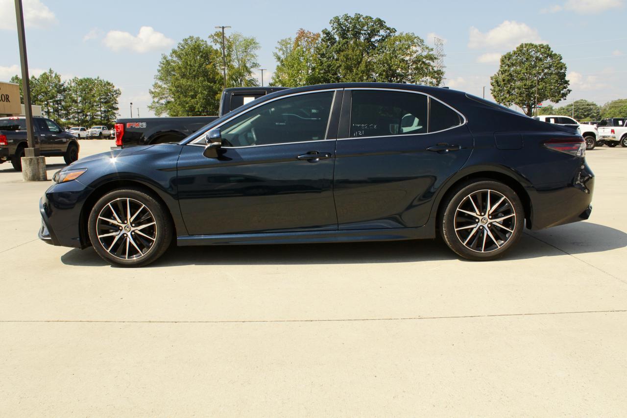 Used 2021 Toyota Camry SE in Cullman AL