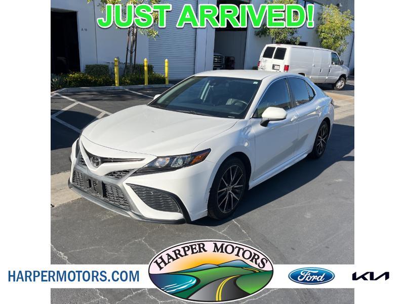 2021 Toyota Camry SE