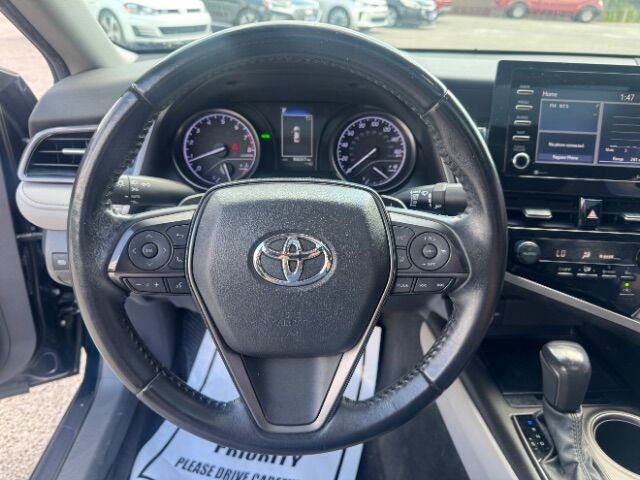 2021 Toyota Camry SE photo 12