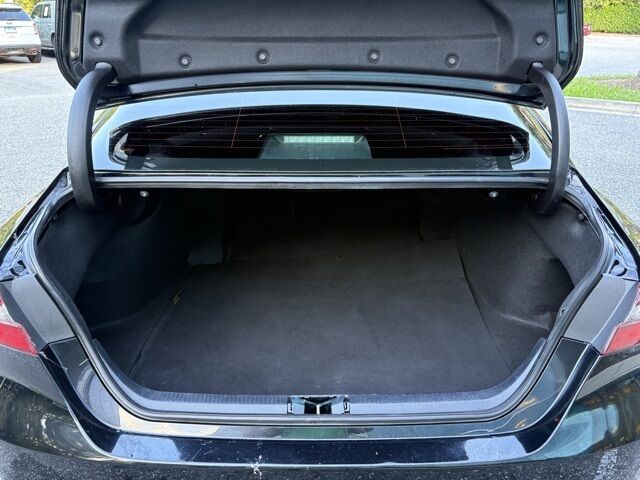 2021 Toyota Camry SE photo 34
