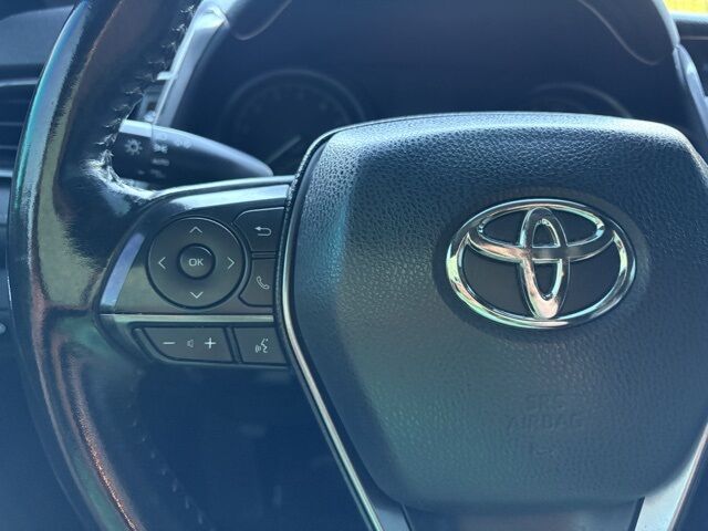 2021 Toyota Camry SE photo 15