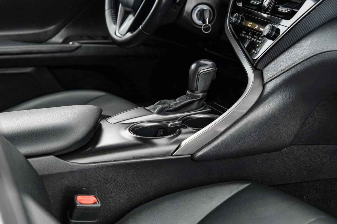 2021 Toyota Camry SE NIGHTSHADE EDITION TOYOTA SAFETY SENSE LEATHER/CLOTH SEATS RE Carrollton TX