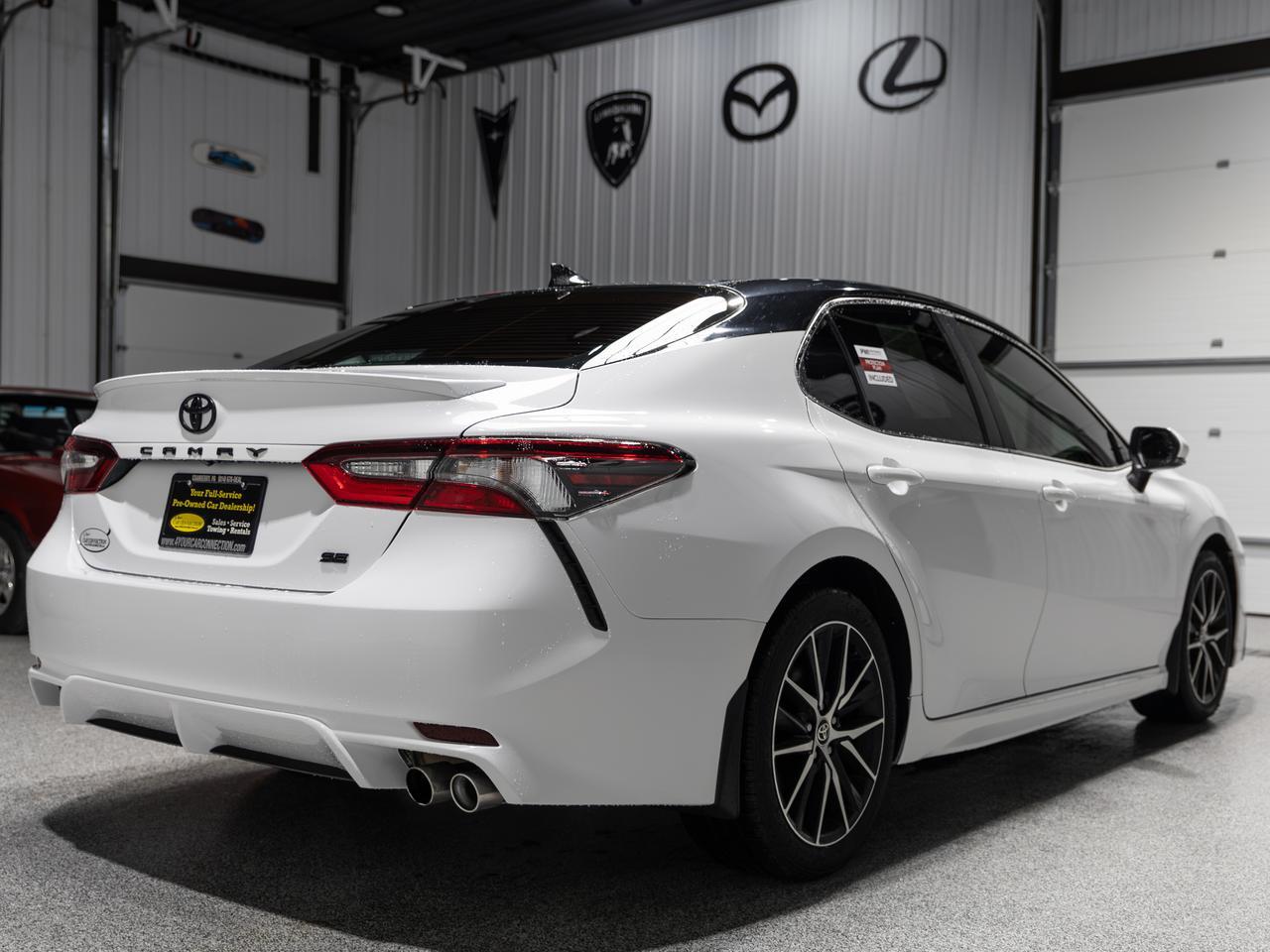 2021 Toyota Camry SE Nightshade Cranberry PA