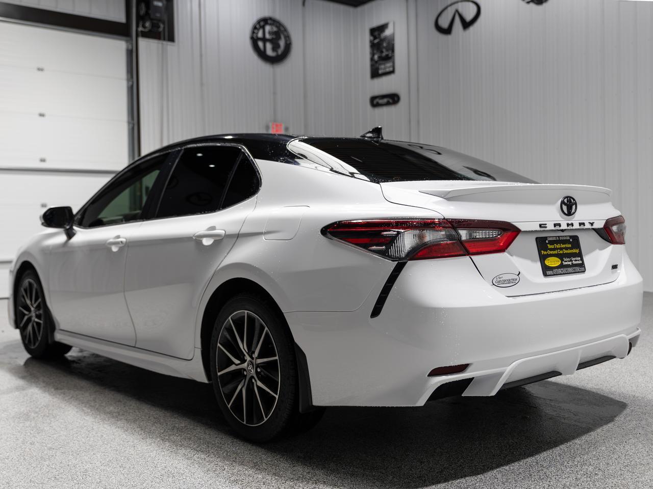 2021 Toyota Camry SE Nightshade Cranberry PA