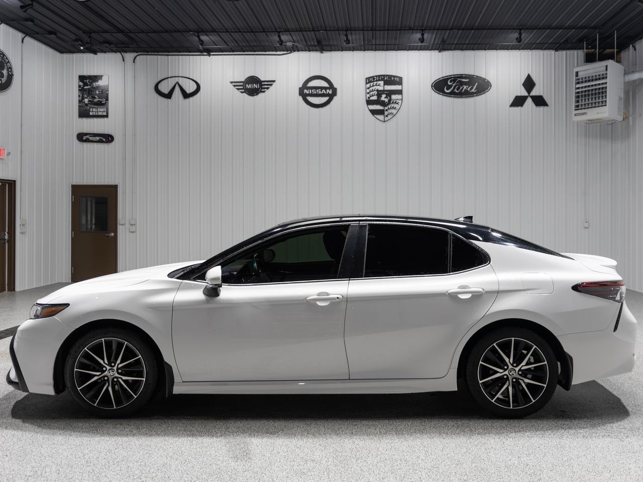 2021 Toyota Camry SE Nightshade Cranberry PA