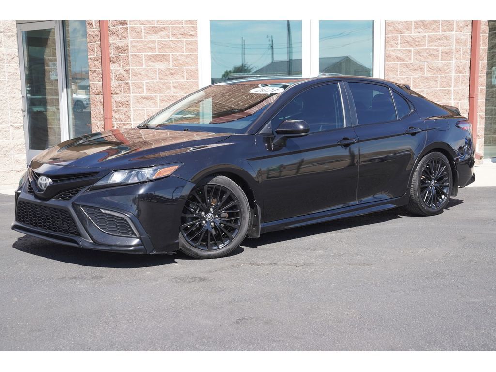 2021 Toyota Camry SE Nightshade