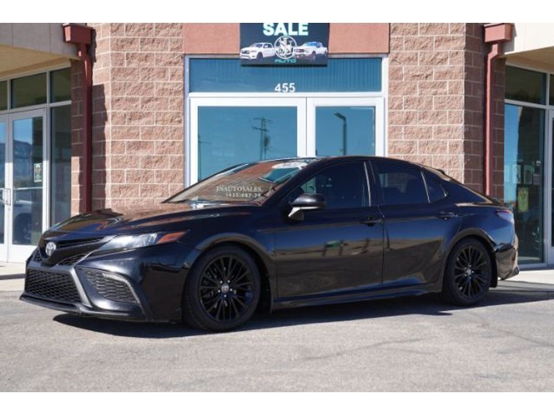 2021 Toyota Camry SE Nightshade