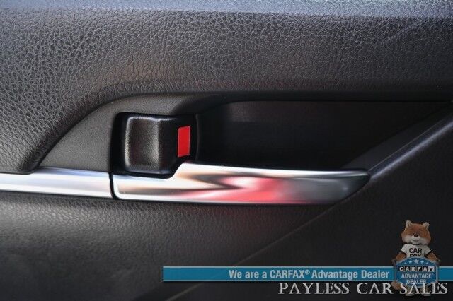 2021 Toyota Camry SE / Power Driver's Seat / Leather Trimmed Seats / Adaptive Cruise Control / Lane Departure & Forward Collision Alert / Apple CarPlay & Android Auto / USB Input / Back Up Camera / Alloy Wheels / 39 MPG Anchorage AK