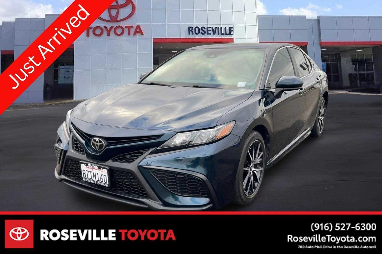 2021 Toyota Camry SE