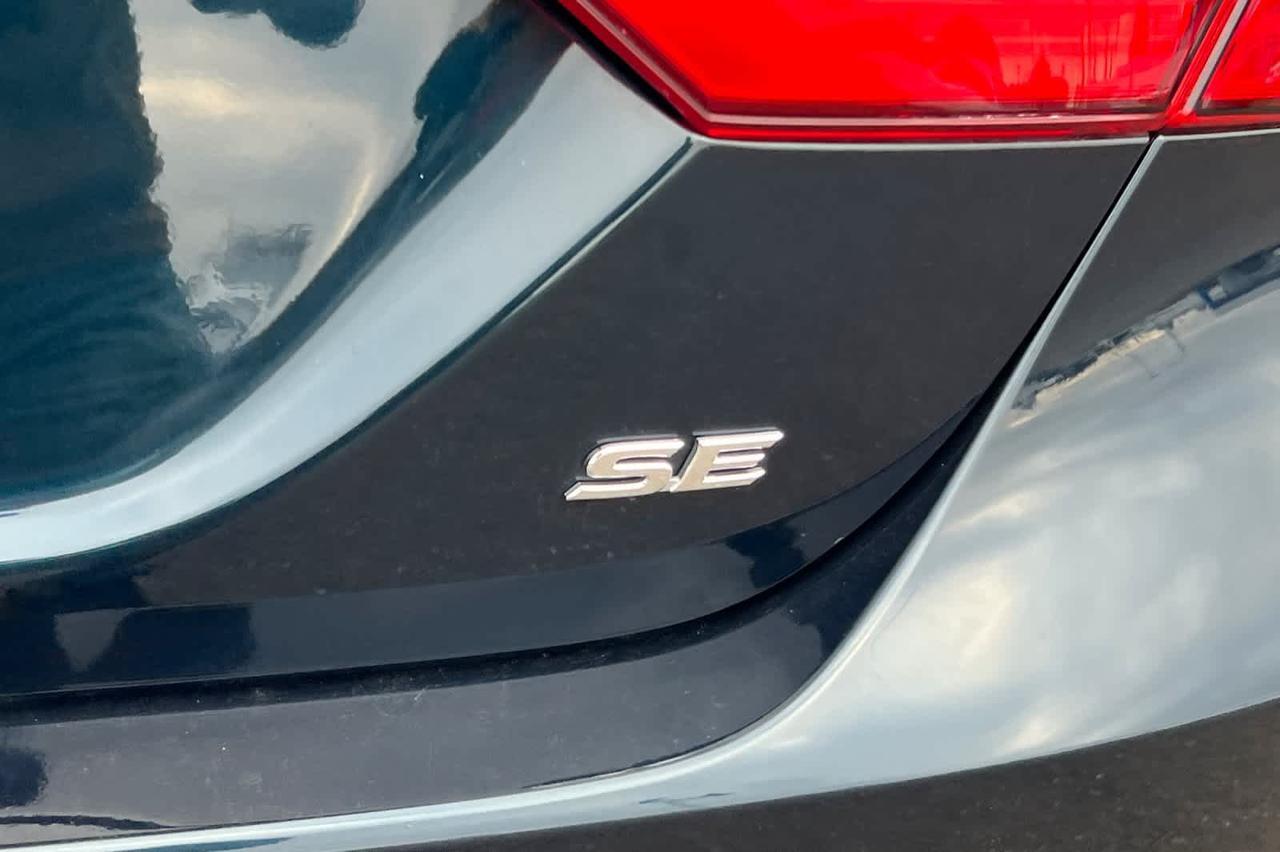 2021 Toyota Camry SE Roseville CA