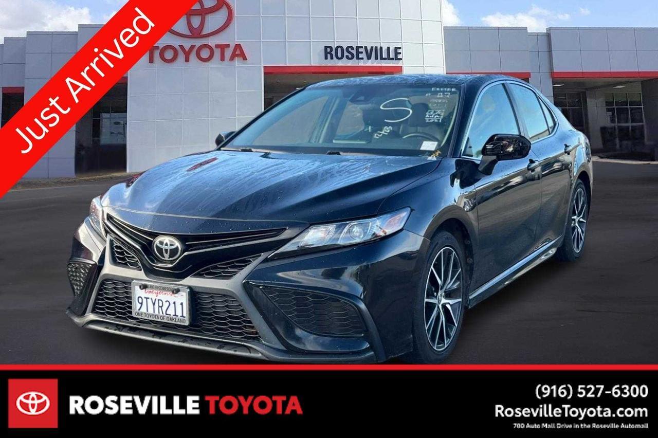 2021 Toyota Camry SE