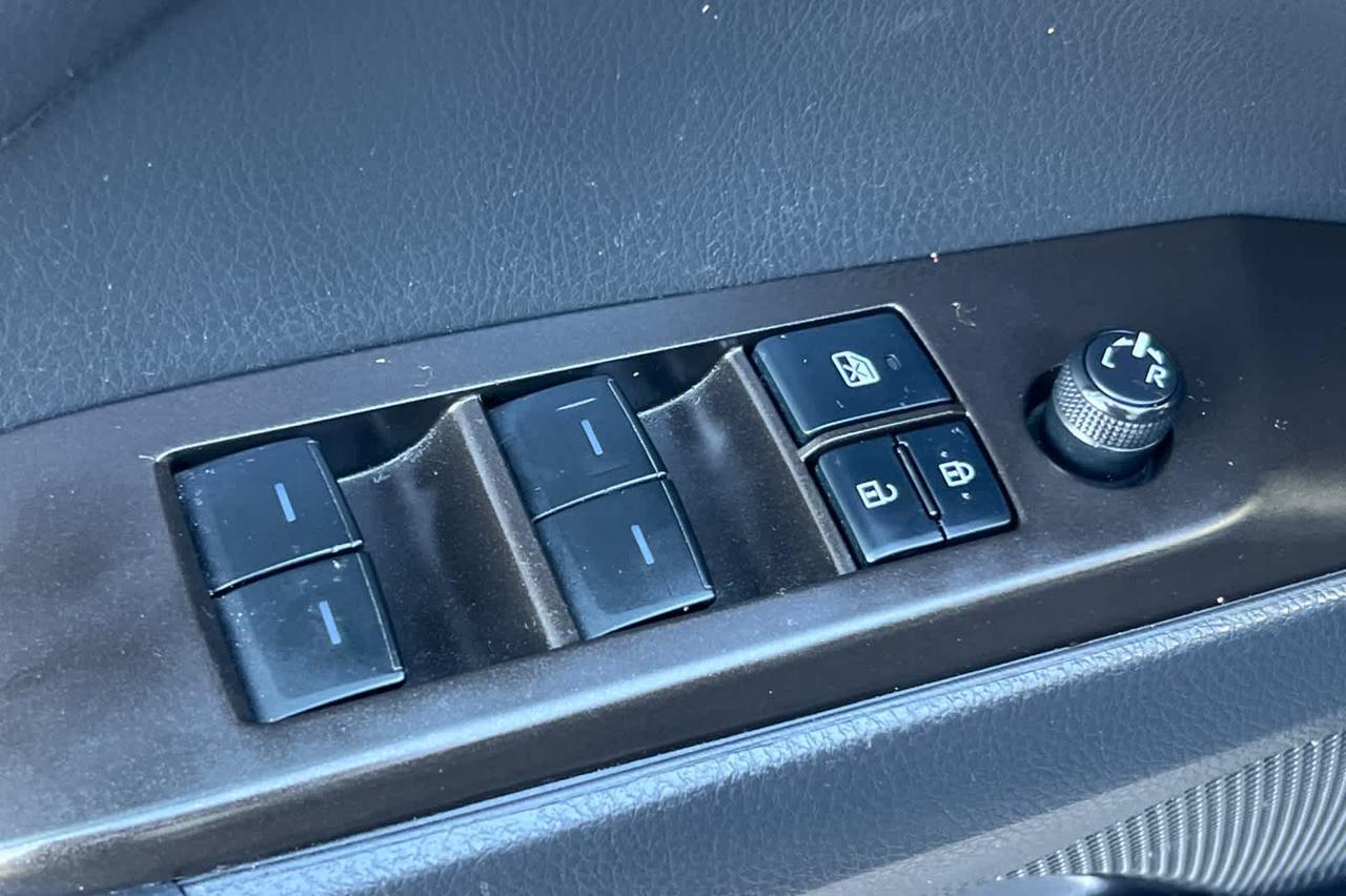 2021 Toyota Camry SE Roseville CA